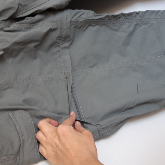 The North Face Zip pant shorts size 16 - Picture 4 of 5